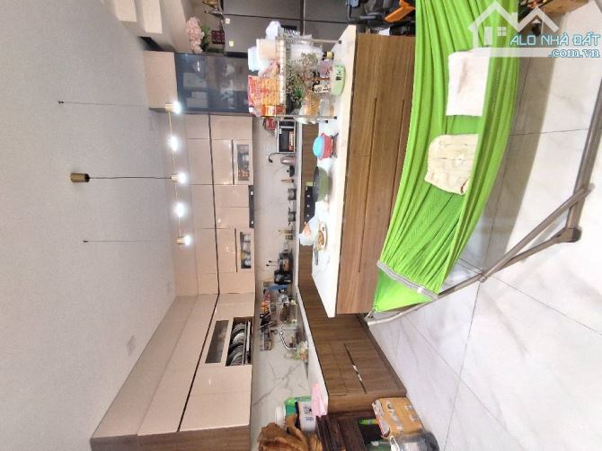 NHÀ PHỐ 4 TẦNG THIẾT KẾ HIỆN ĐẠI NGUYỄN VĂN LINH -TÂN THUẬN TÂY-Q.7 DT: 8*14.5M- 14 TỶ 5 - 3