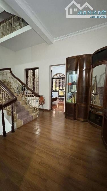 Bán nhà Đống Đa, mặt tiền 6m, ô tô trong nhà, lô góc 27 tỷ - 3