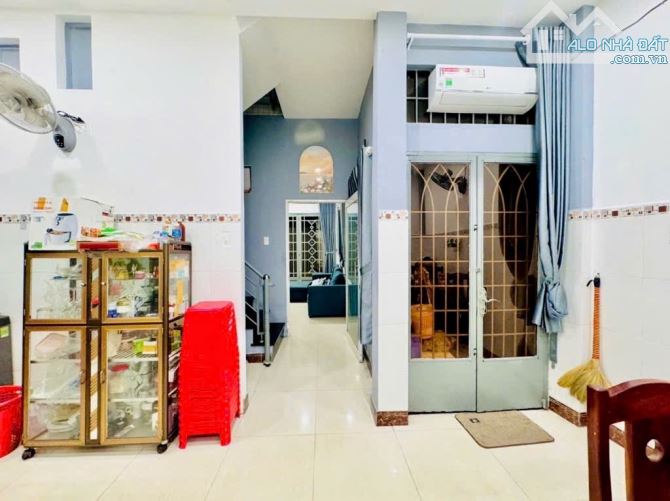 NHÀ 2 TẦNG - THẠNH MỸ LỢI QUẬN 2 - GẦN CHỢ - NỞ HẬU TÀI LỘC - 3