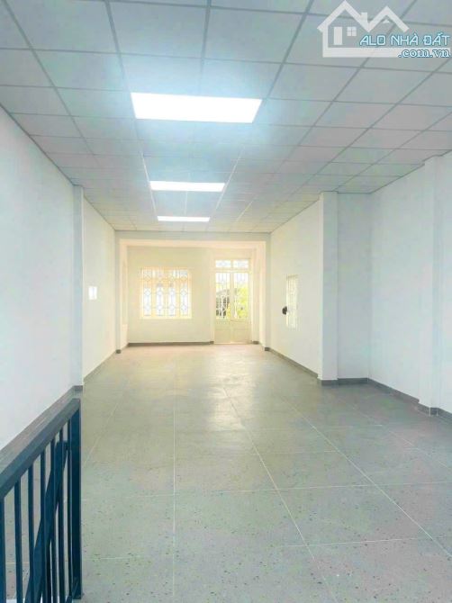 MẶT TIỀN NGUYỄN VĂN CÔNG -P3 , 5.3m x 24m ,1 LẦU ,8P , GIÁ CHỈ : 16.5 TỶ - 3