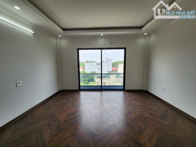 Bán Nhà Phố Hoa Lâm 45m2 6 Tầng, MT 4.8m, Ô Tô Đỗ Cạnh Nhà, Bạt Ngàn Tiện Ích 8.x Tỷ - 3
