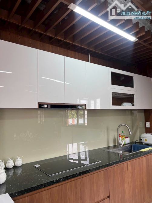 Bán tòa nhà mini tại đường Nguyễn Bỉnh Khiêm Quận 1 với diện tích 30.6m2 giá chỉ 14.9 tỷ - 3