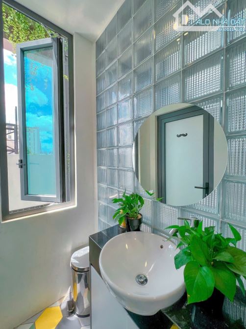 Tòa nhà VP mới xây Mặt tiền LK Phan Đăng Lưu gần 1000m2 sàn HĐT 2,64 Tỷ/n Hầm 7 tầng ST - 2