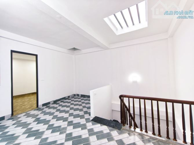 THANH LÂN , 48M2 X 5T MỚI TINH , Ô TÔ ĐỖ CỔNG , MẶT TIỀN 4,4M SIÊU ĐẸP , 6,8 TỶ - 3