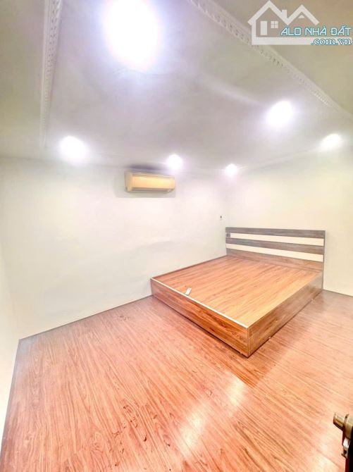 .Nhà 2 tầng Tôn Đức Thắng - Lê Chân - 3