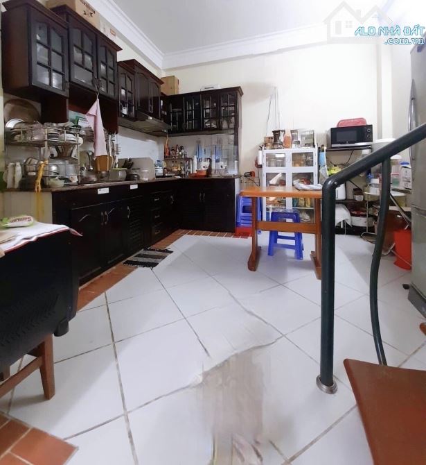 Nhà Q2: 4 Tầng - Căn Góc 2 Mặt Tiền HXH 2 Thoáng - Chỉ 6T - 3