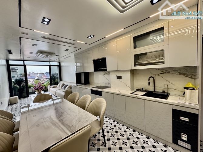 Bán nhà Ngọc Thuỵ 7 tầng 47m full nội thất, gara oto, thang máy giá hơn 13 tỷ - 4