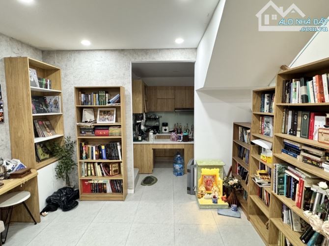 NHÀ 100M2 - NỞ HẬU - 3 TẦNG BTCT- NGUYỄN VĂN ĐẬU - BÌNH THẠNH - NHỈNH  8 TỶ - 4