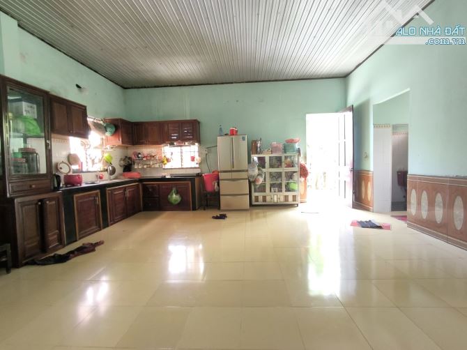 CƠ HỘI VÀNG! CHO NHÀ ĐẦU TƯ THÔNG MINH. *BÁN NHÀ 3 TẦNG MẶT TIỀN VỪA Ở VỪA CÓ DÒNG TIỀN 20 - 4