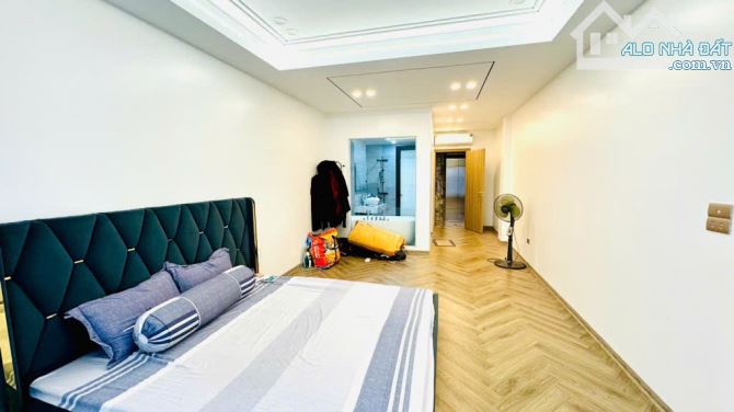 BÁN NHÀ MỚI LÂM HẠ, LONG BIÊN – TRUNG TÂM - DÂN XÂY – Ô TÔ TRÁNH – 45M2 CHỈ 16,8 TỶ - 4