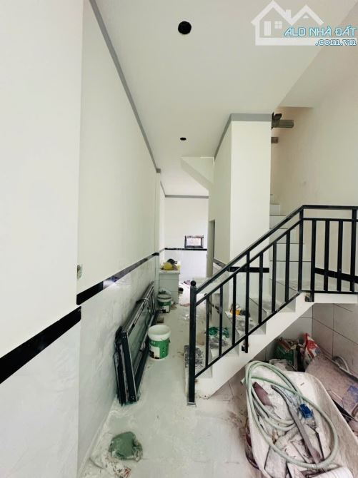 CHỦ GỞI BÁN NHÀ 1T1L (DT SÀN: 60M2) NGAY CÔNG AN P. TÂN VẠN. GIÁ CHỈ 890 TRIỆU SC - 4