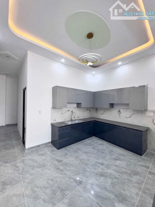 CHỦ GỞI BÁN NHÀ 1T1L (DT SÀN: 133M2) HOÀN CÔNG THUỘC KDC BỬU HOÀ. GIÁ CHỈ 2,850 TỶ - 4