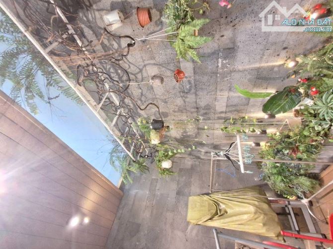 NHÀ PHỐ 4 TẦNG THIẾT KẾ HIỆN ĐẠI NGUYỄN VĂN LINH -TÂN THUẬN TÂY-Q.7 DT: 8*14.5M- 14 TỶ 5 - 4