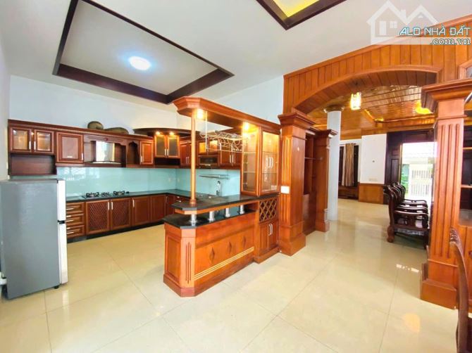 Bán Biệt Thự Nam Long 247m², 12 X 22, 3 Tầng, Full Gỗ Quý, Sát Vincom, Chỉ 40 Tỷ - 4