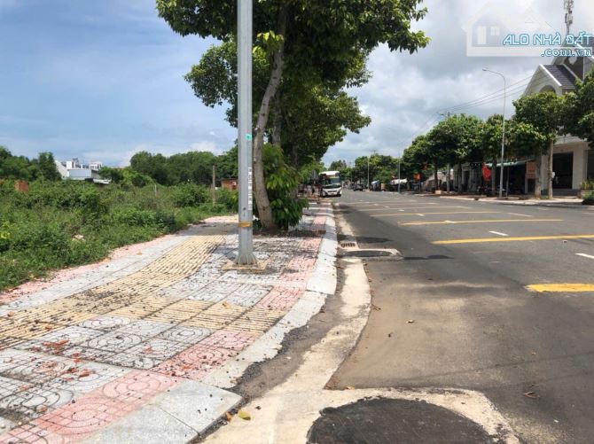 Lô góc 1016m2 có 2 mặt tiền đường nguyễn tất thành và lê duẩn - 4