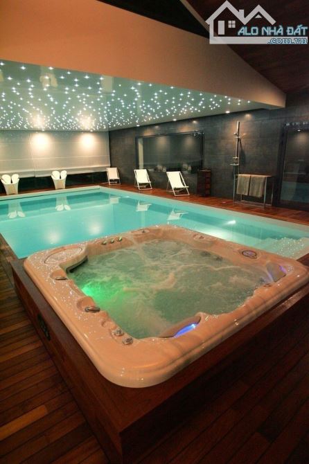 Căn nhà THANG MÁY  5tầng 65m vỉa hè mặt đường phân lô CỰ KHỐI - giá tốt. - 4