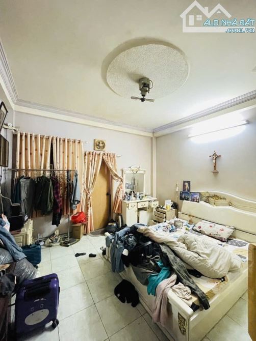 Cần Tiền Bán Gấp nhà ngon vị trí ViP cạnh Trần Mai Ninh 4tầng 320m2 hẻm 3m nhỉn 8ti - 4