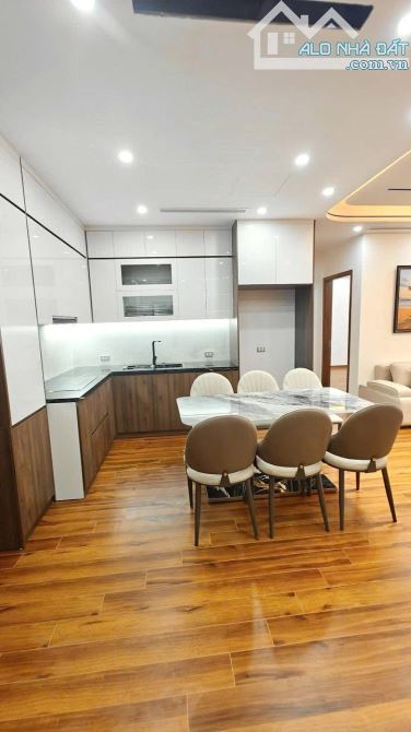Bán căn hộ chung cư 120 m², 3 PN tòa D5A Trần Thái Tông, full nội thất - 4