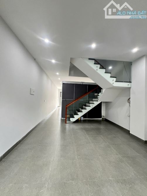 💥Nhà 3 lầu 1 tum mặt tiền Hà Huy Tập trong KĐT Ân Phú đã hoàn thiện - 7.850 tỷ - 4