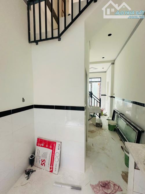 CHỦ GỞI BÁN NHÀ 1T1L (DT SÀN: 60M2) NGAY CÔNG AN P. TÂN VẠN. GIÁ CHỈ 890 TRIỆU SC - 5