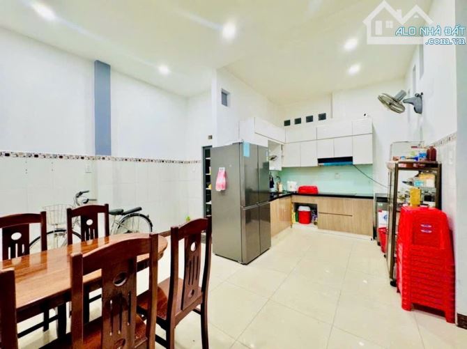NHÀ 2 TẦNG - THẠNH MỸ LỢI QUẬN 2 - GẦN CHỢ - NỞ HẬU TÀI LỘC - 5