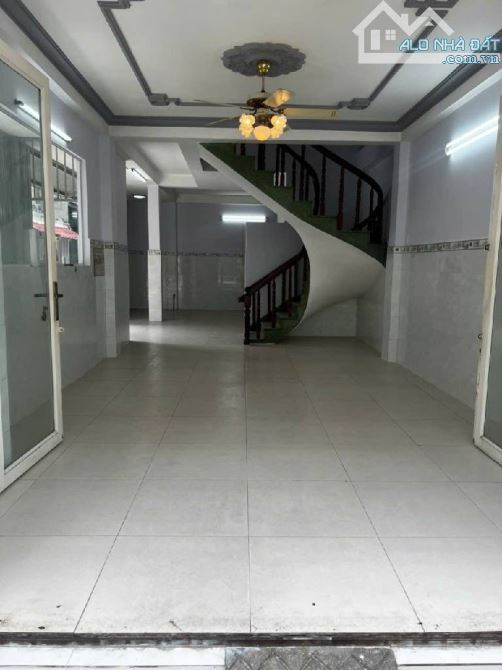 Bán nhà Hương Lộ 2, 4 tầng, 64m2, ngàn 5,5m, hẻm xe tải thông, chir 5,4 tỷ nhẹ - 5