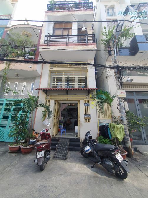 🚗 BÁN NHÀ HẺM XE HƠI 8M – Nguyễn cảnh chân Q1. 5x19 trệt 3 lầu st nhà mới. 18.2 tỷ TL - 5
