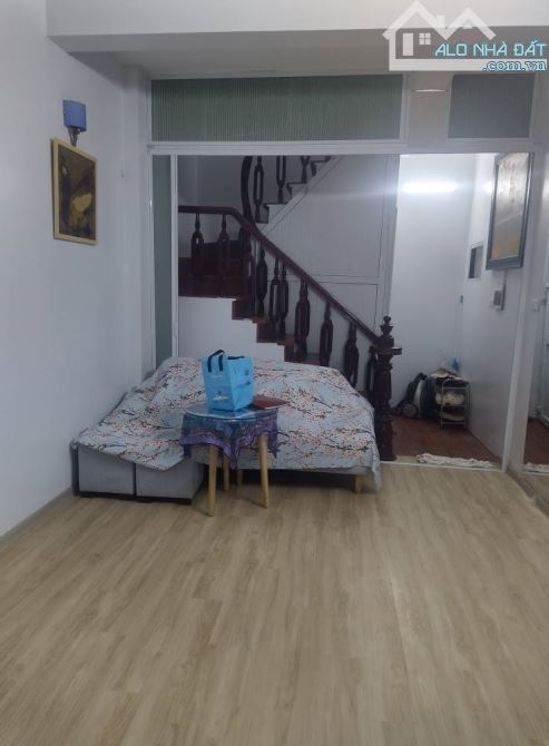 NHỈNH 11 TỶ NHÀ LÔ GÓC TRẦN THÁI TÔNG, CẦU GIẤY, KINH DOANH, DT 30M, 6 TẦNG, MT 3.5M - 5