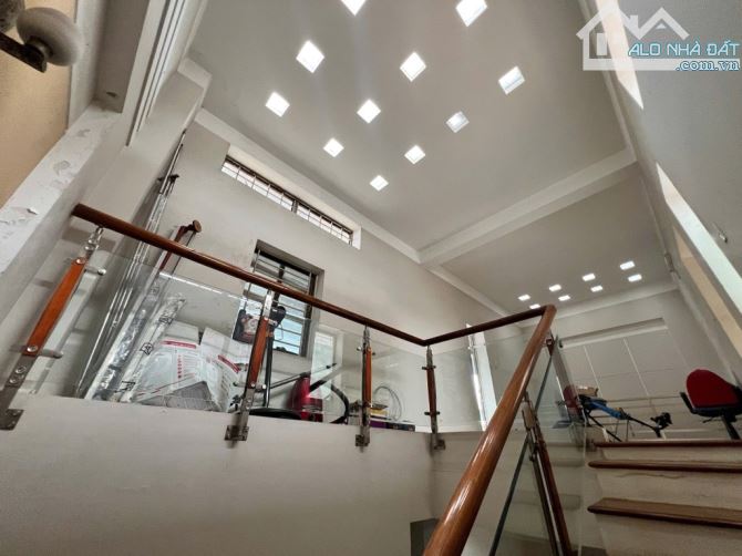 BIỆT THỰ ĐẲNG CẤP SƠN TRÀ - MẶT TIỀN PHẠM CỰ LƯỢNG - 5