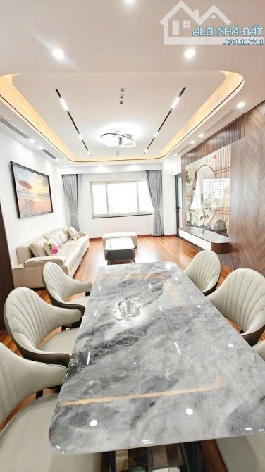 Bán căn hộ chung cư 120 m², 3 PN tòa D5A Trần Thái Tông, full nội thất - 5