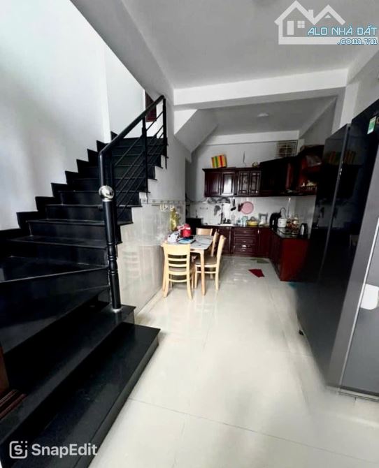 Nhà đẹp 4 tầng , vào ở ngay, gần sát đường Quang Trung, Gò Vấp, HXH, 182.4 m2, 5.95 đồng - 6