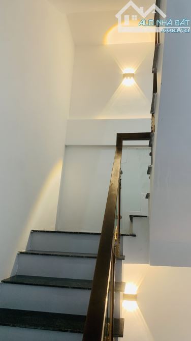 Bán nhà gần mặt phố Quang Tiến, Tây Mỗ. 43m². 9,8tỷ. Ô tô đỗ cửa. Hồ điều hòa. 5 tầng. - 6