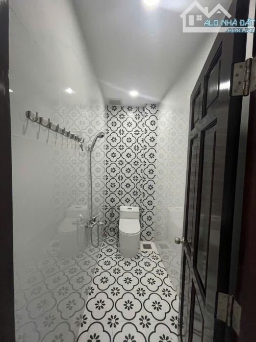 NHÀ ĐẸP KHU HIẾM, SỔ VUÔNG - NGUYỄN THÁI BÌNH, K300 - 4.2x14m, 4 TẦNG - 12 TỶ - 6