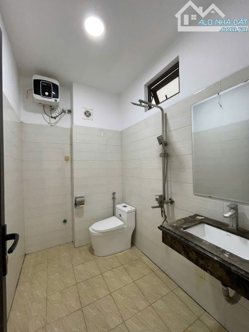 NHÀ ĐẸP,NGÕ THÔNG,OTO QUA,MT RỘNG THOÁNG 5 TẦNG, FULL ĐỒ , NGÔ THÌ SỸ VẠN PHÚC 30M.7,2 TỶ - 6