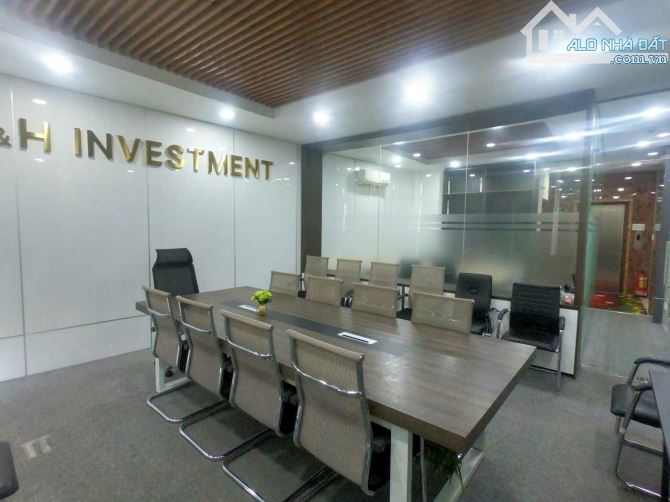 Bán nhà mặt tiền TRẦN KHẮC TRÂN QUẬN 1 – HẦM, 4 LẦU – DT6X15M – CHỈ 43 tỷ - 7