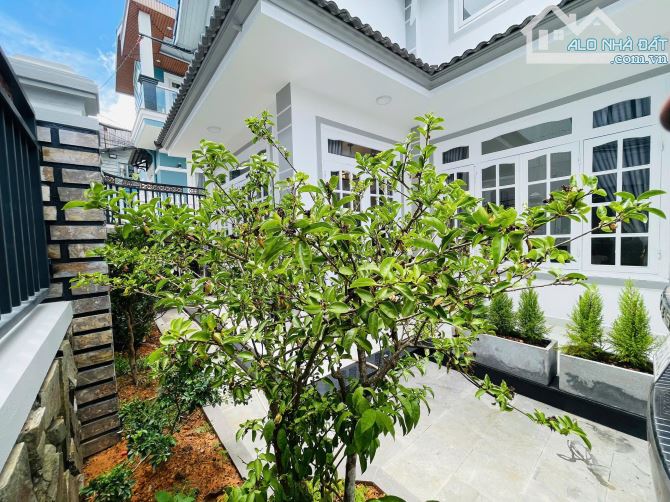 🏡  Bán Villa 3 Mặt Tiền Giá tốt Đường Nguyễn Siêu, P.7 Gần Chợ, Sân Ô Tô, Diện Tích Rộng - 7
