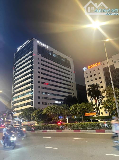 NHÀ SỸ QUAN VỀ HƯU, NỞ HẬU - HẺM 6m CỘNG HÒA - 5.2x20 (99/104m2), 4TẦNG - 12.x TỶ - 7