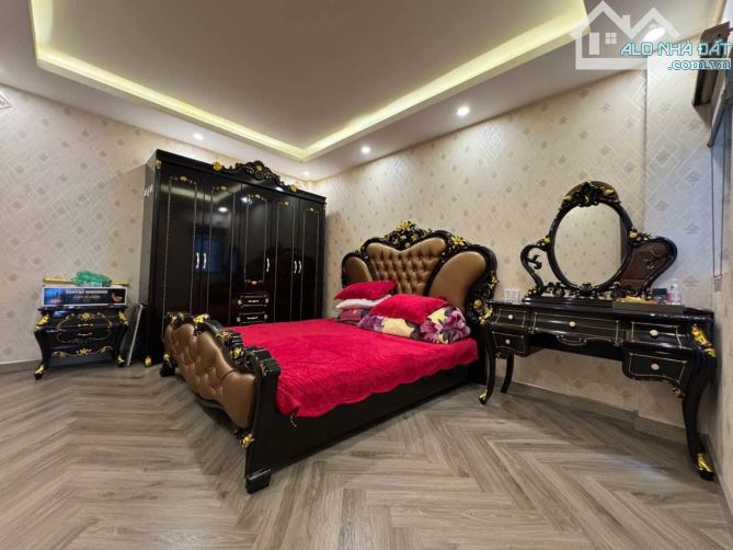 Bán nhà Ngô Thì Sỹ- Vạn Phúc ,41m2, 6 Tầng , Thang Máy, Kinh doanh - Oto vào nhà chỉ 12 tỷ - 7