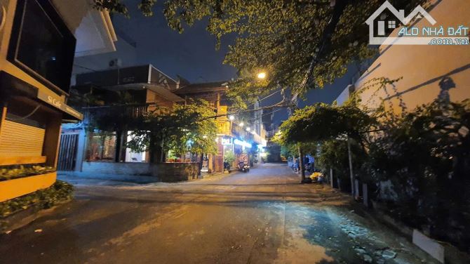 BÁN NHÀ ĐẸP 3 TẦNG – HẺM XE HƠI VIP TRẦN HƯNG ĐẠO – Q1 – 150M² SÀN – 19 TỶ TL - 7