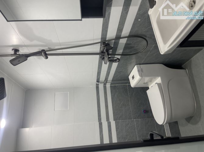 Bán nhà Yên Nghĩa, Hà Đông, 48m2, 4,5 tầng đẹp, lô góc 2 mặt đường,ôtô đỗ cửa,chỉ hơn 7 tỷ - 7