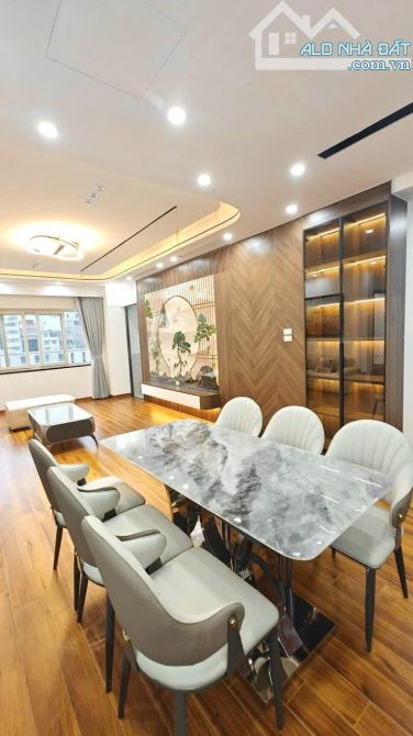 Bán căn hộ chung cư 120 m², 3 PN tòa D5A Trần Thái Tông, full nội thất - 7