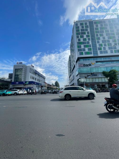NHÀ SỸ QUAN VỀ HƯU, NỞ HẬU - HẺM 6m CỘNG HÒA - 5.2x20 (99/104m2), 4TẦNG - 12.x TỶ - 8