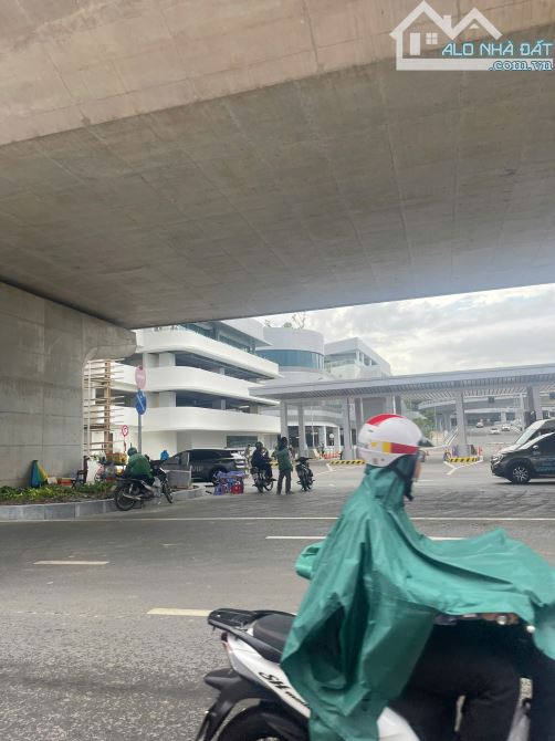 NHÀ ĐẸP, THANG MÁY, SỔ VUÔNG - KHU HOÀNG HOA THÁM, GA T3 - 5x18 (90m2), 4 TẦNG - 8