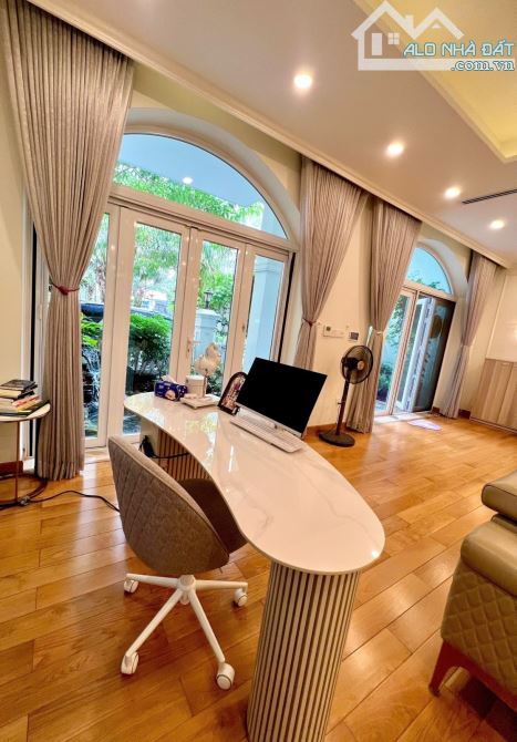 Bán Biệt thự  lô góc Nguyễn Trọng Tuyển Tân Bình 175m2 4Tầng 68tỷ - 8