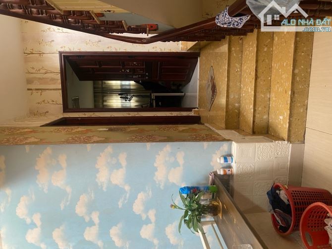 NHÀ 4 LẦU XE HƠI NGỦ TRONG NHÀ - NGUYỄN VĂN LINH BÌNH THUẬN QUẬN 7-DT: 4.5*20m- 14 tỷ - 8