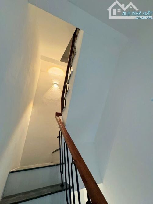 1 CĂN DUY NHẤT NHÀ PHỐ NGUYỄN TUÂN Ô TÔ ĐỖ CỬA MỚI ĐẸP 4 TẦNG 25M2 ĐỦ ĐỒ CHO THUÊ 15TR/ TH - 8