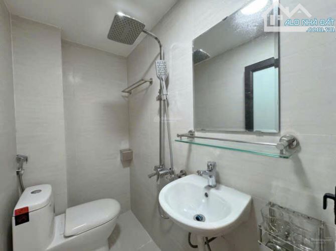 1 CĂN DUY NHẤT NHÀ PHỐ NGUYỄN TUÂN Ô TÔ ĐỖ CỬA MỚI ĐẸP 4 TẦNG 25M2 ĐỦ ĐỒ CHO THUÊ 15TR/ TH - 9