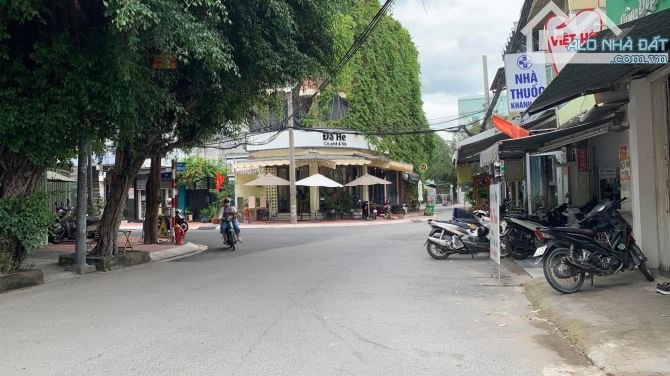 Bán Nhà Mặt Tiền KDC Phân Lô Tạ Quang Bửu Quận 8 - 4x18m -View Cực Đẹp - 9