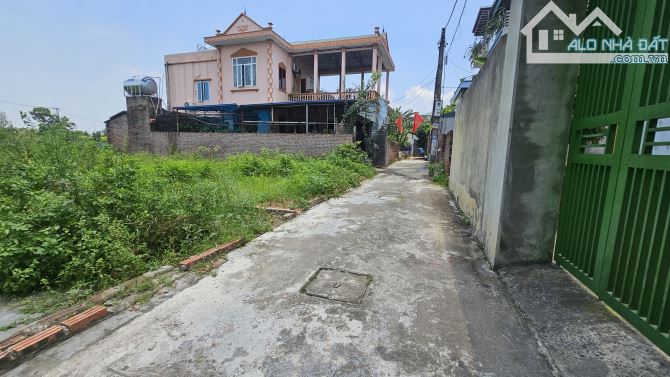 FULL THỔ CƯ, Ô TÔ 7 CHỖ CỬA, 3 BƯỚC CHÂN RA ĐƯỜNG ĐÔI NỘI BÀI,SÁT KCN NỘI BÀI,KCN 2 3