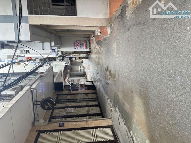 Đất vàng xây CCMN ô tô, 2 mặt ngõ , gần hồ, nở hậu tại Cầu Giấy